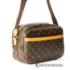 <中古> LOUIS VUITTON  モノグラム リポーター  M45254  W28×H21×D12cm